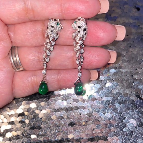 Genevive Sterling Silver Rhodium Plated Emerald and Clear CZ Fauna Drop Earrings - Picture 5 of 5